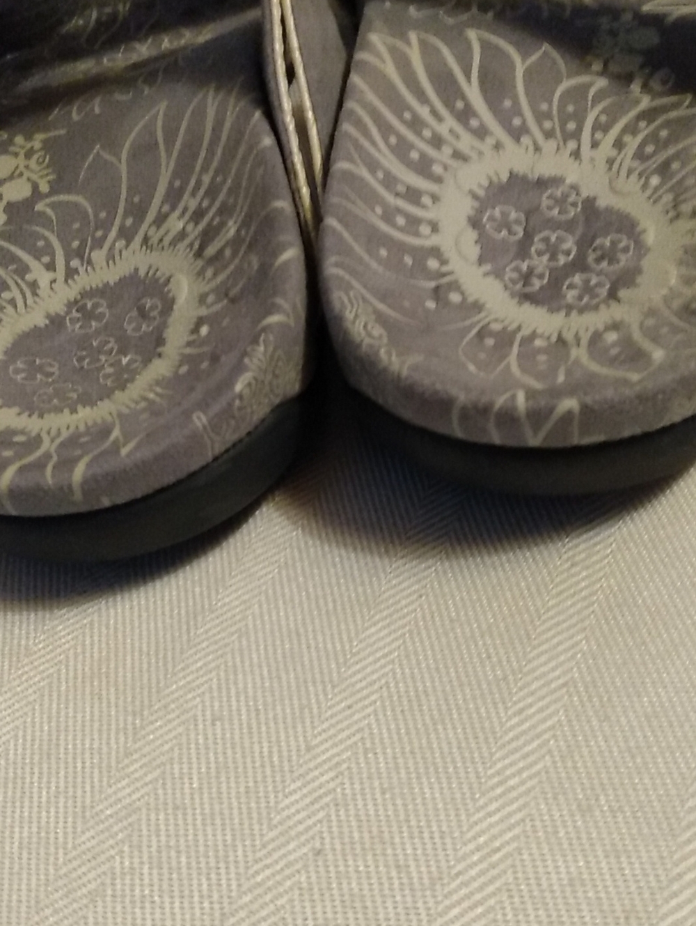 Vionic Sandal 8 - Picture 3 of 7